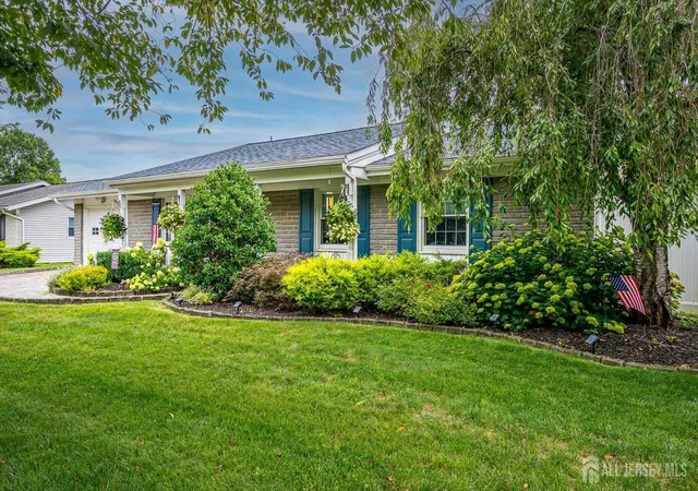 3rd image of 10 Forest Park Terrace Terrace, Monroe Township, NJ 08831 | MLS# 2701603R