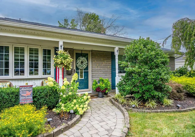 4th image of 10 Forest Park Terrace Terrace, Monroe Township, NJ 08831 | MLS# 2701603R