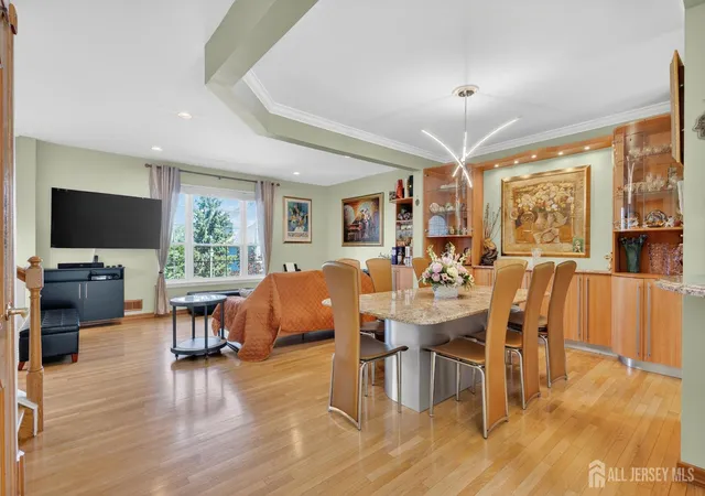 5th image of 308 Bernard Dr, Morganville, NJ 07751 | MLS# 2616403R