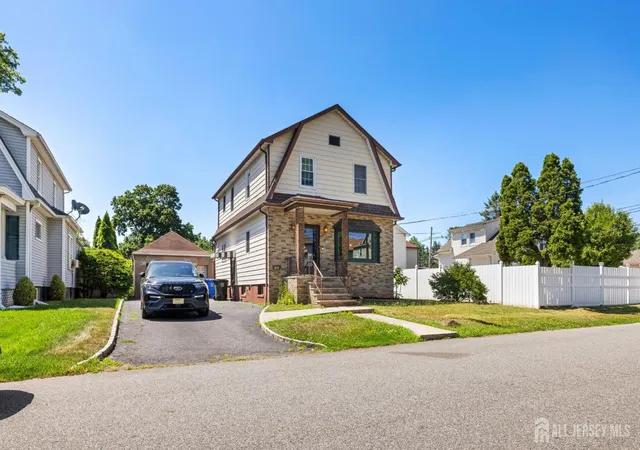 Homes for sale in Woodbridge Proper, NJ | 12 Linden St, Woodbridge Proper, NJ 08863 | MLS# 2618385R