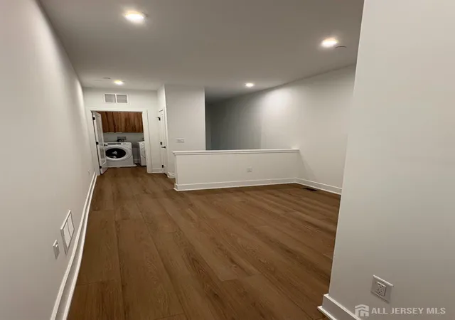 3rd image of 16 Park Ave, North Brunswick, NJ 08902 | MLS# 2616239R