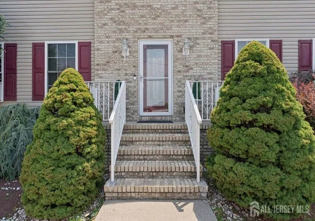 4th image of 130 Clauss St, Carteret, NJ 07008 | MLS# 2701245R