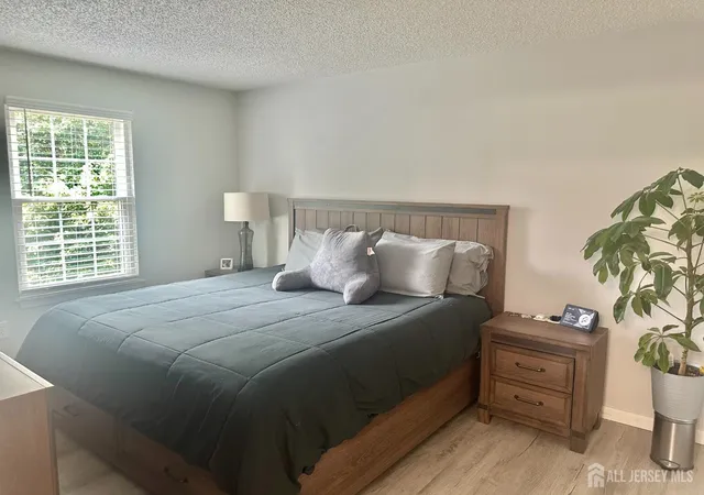 4th image of 41 Brighton Wy, North Brunswick, NJ 08902 | MLS# 2701089R