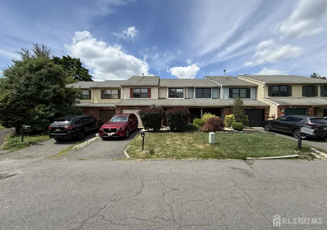 35th image of 11 Walton Ct, East Brunswick, NJ 08816 | MLS# 2701001R