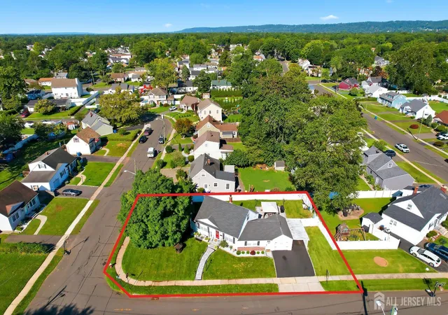 2nd image of 52 Leeds Dr, South Plainfield, NJ 07080 | MLS# 2703154R