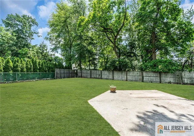 5th image of 499 Old Stage Rd, Spotswood, NJ 08884 | MLS# 2770181M