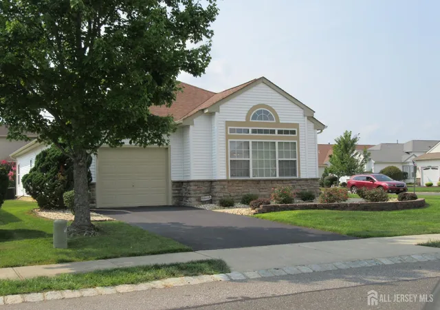 Photo 2 of Single family home for sale at 312 Valencia Dr, Monroe Township, NJ 08831 | MLS# 2702804R | Listing updated on 2026-09-27