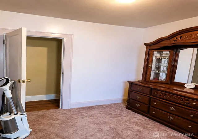 Photo 4 of Single family home for sale at 148 Pineview Ter #50, Plainfield, NJ 07062 | MLS# 2703301R | Listing updated on 2026-08-26
