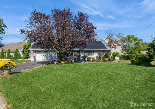 Photo 1 of Single family home for sale at 23 Colfax Rd, Edison, NJ 08817 | MLS# 2600176R | Listing updated on 2026-06-24