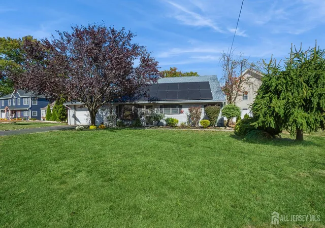 Photo 2 of Single family home for sale at 23 Colfax Rd, Edison, NJ 08817 | MLS# 2600176R | Listing updated on 2026-06-24