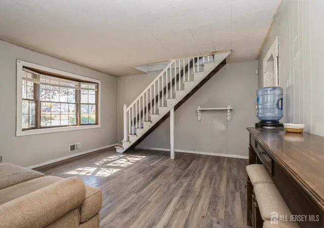 Photo 4 of Single family home for sale at 23 Colfax Rd, Edison, NJ 08817 | MLS# 2600176R | Listing updated on 2026-06-24