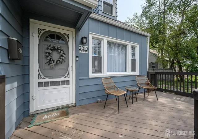 Photo 2 of Single family home for sale at 2010 S Brighton Ave, Clementon, NJ 08021 | MLS# 2702594R | Listing updated on 2026-09-29