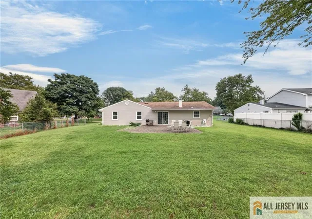 Photo 3 of Single family home for sale at 32 Lebed Dr, Somerset, NJ 08873 | MLS# 2770223M | Listing updated on 2026-09-16