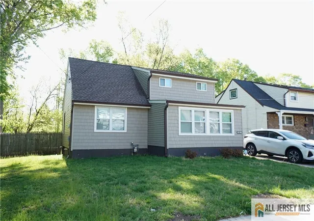 Homes for sale in Avenel, NJ | 152 S Inman Ave, Avenel, NJ 07001 | MLS# 2661863M
