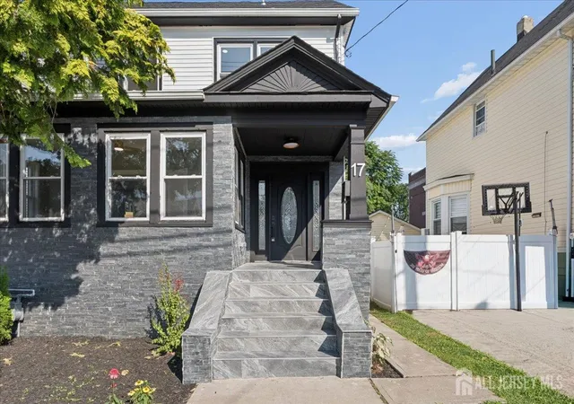 4th image of 17 Atlantic St, Carteret, NJ 07008 | MLS# 2701479R