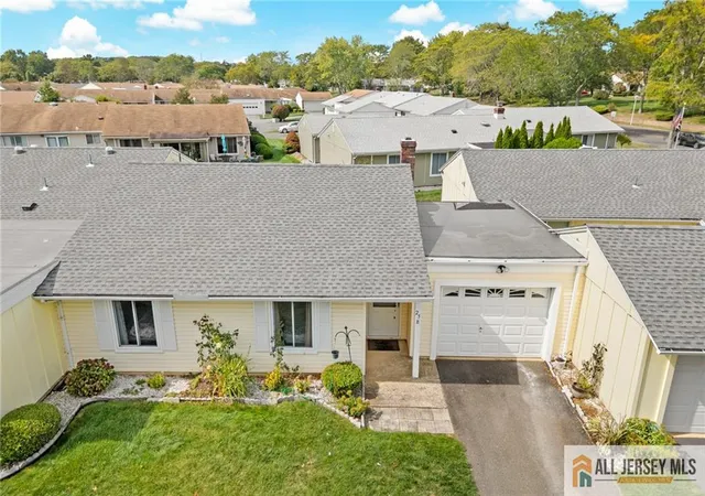 Photo 3 of Condo for sale at 25 Pitman Rd #B, Monroe Township, NJ 08831 | MLS# 2660566M | Listing updated on 2026-04-10