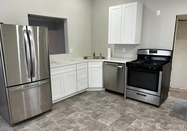 5th image of 148 Stockton St, South Amboy, NJ 08879 | MLS# 2700497R