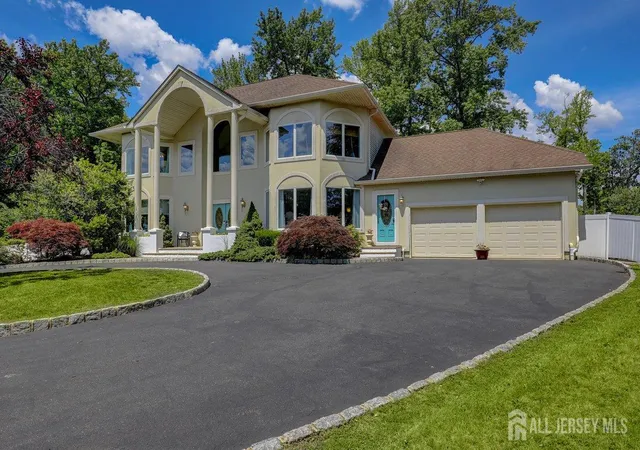 Homes for sale in Old Bridge, NJ | 376 Morristown Rd, Old Bridge, NJ 07747 | MLS# 2618033R