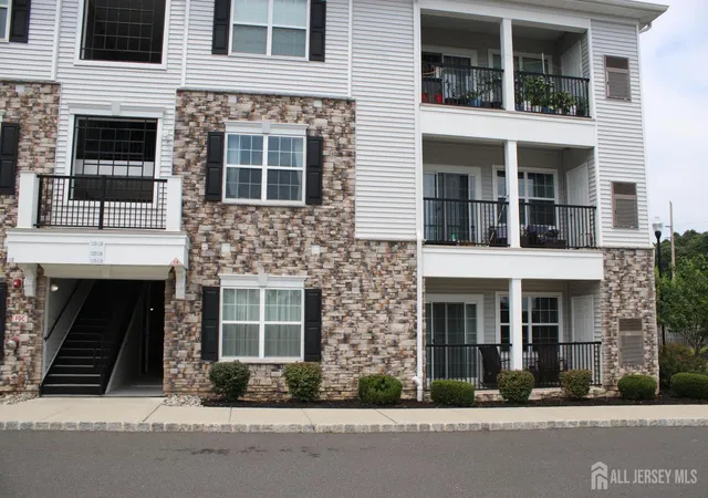 Photo 3 of Condo for sale at 1117 Vanderbergh Blvd, Monroe Township, NJ 08831 | MLS# 2700937R | Listing updated on 2026-08-15