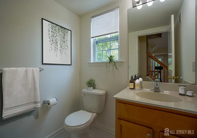 Photo 4 of Townhouse for sale at 4 Ronald Dr, Somerset, NJ 08873 | MLS# 2600942R | Listing updated on 2025-07-30