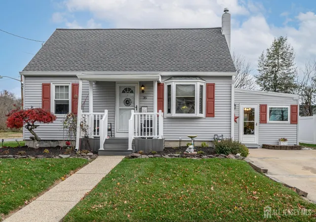 Single Family Residence at 35 Brown Dr, Trenton, NJ 08690 | MLS# 2607678R | | Sold on 2026-03-05