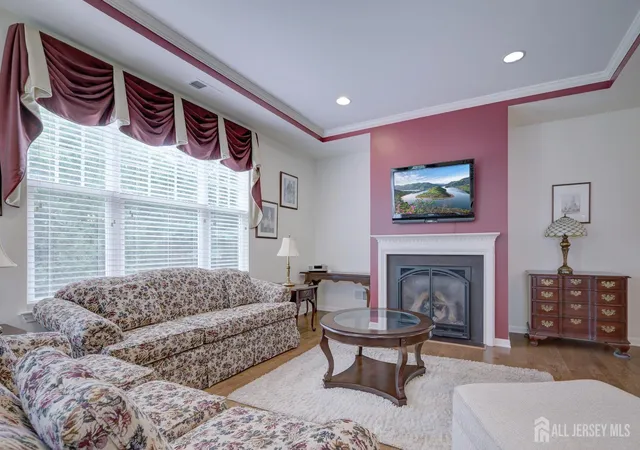 Photo 4 of Single family home for sale at 39 Schindler Ct, Somerset, NJ 08873 | MLS# 2603073R | Listing updated on 2025-10-02