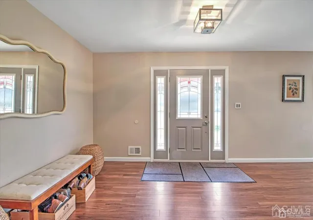 Photo 3 of Single family home for sale at 109 Fawn Dr, Matawan, NJ 07747 | MLS# 2310857R | Listing updated on 2023-09-18