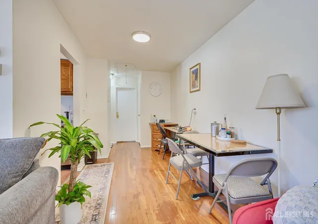 Homes for sale in Iselin, NJ | 55 Gill Ln #32, Iselin, NJ 08830 | MLS# 2612465R