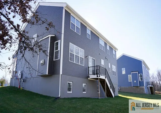 Photo 4 of Single family home for sale at 1 Michael Ct, North Brunswick, NJ 08902 | MLS# 2660886M | Listing updated on 2026-04-13