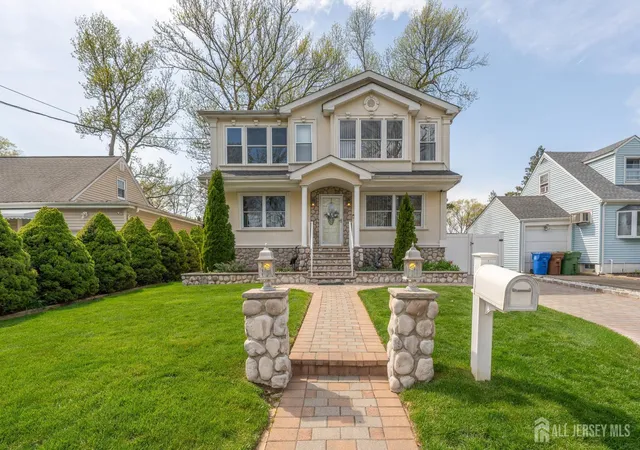 2nd image of 13 W 5th Ave, Linden, NJ 07036 | MLS# 2701854R
