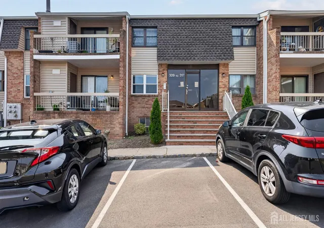 2nd image of 312 Sharon Garden Ct, Woodbridge, NJ 07095 | MLS# 2702493R
