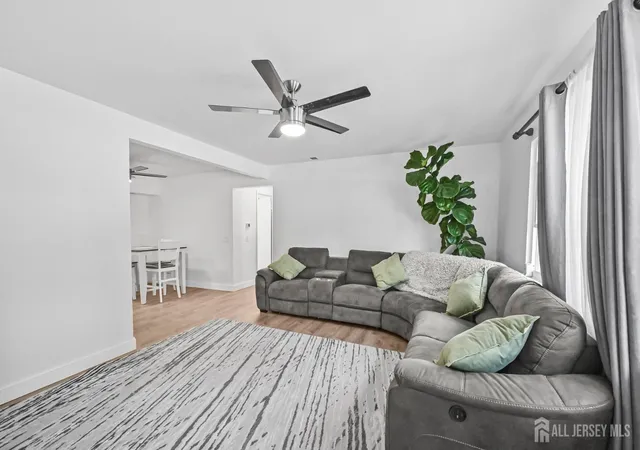 4th image of 67 Galewood Dr, Old Bridge, NJ 07747