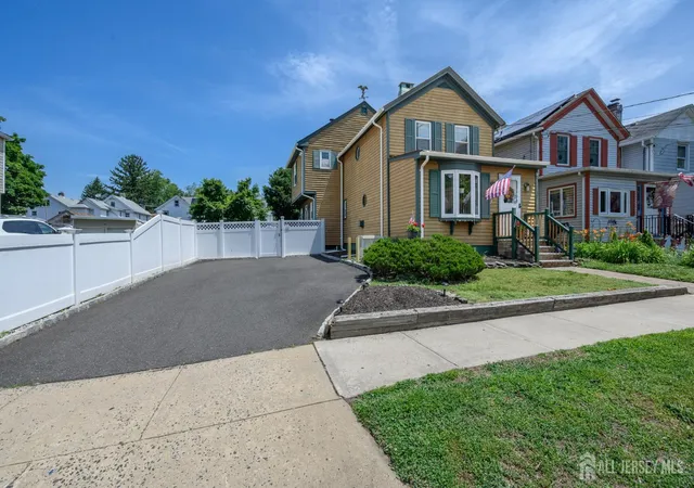 Homes for sale in North Plainfield, NJ | 202 Grove St, North Plainfield, NJ 07060 | MLS# 2617494R