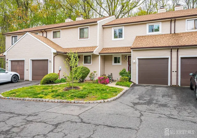 2nd image of 12 Tulip Ct, Edison, NJ 08820 | MLS# 2617828R