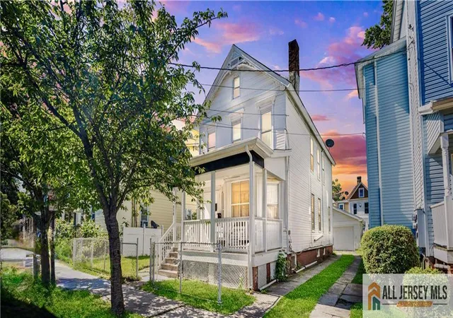 Homes for sale in New Brunswick, NJ | 216 Handy St, New Brunswick, NJ 08901 | MLS# 2660364M