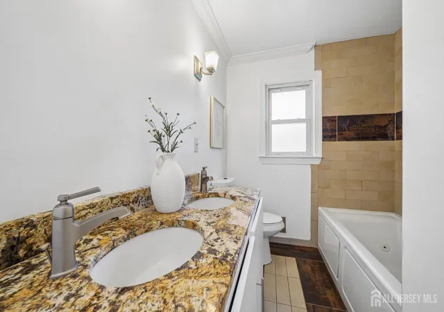 26th image of 125 Cedar St, Colonia, NJ 07067 | MLS# 2702472R