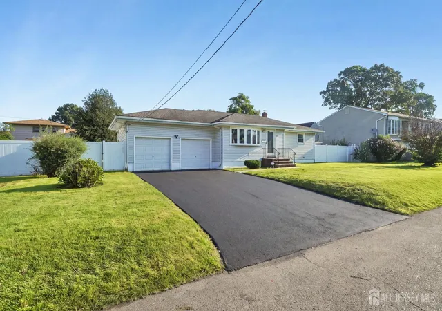 2nd image of 125 Cedar St, Colonia, NJ 07067 | MLS# 2702472R