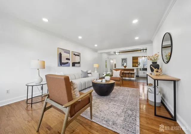 5th image of 125 Cedar St, Colonia, NJ 07067 | MLS# 2702472R