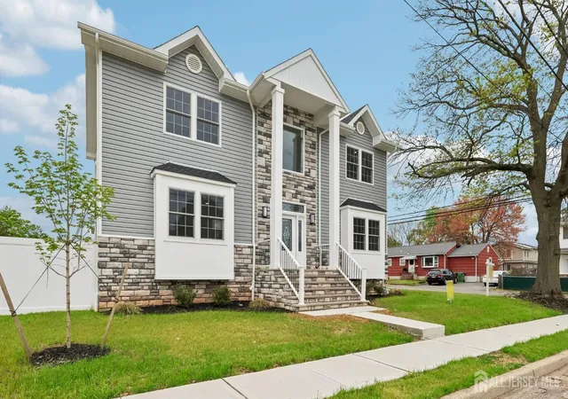 2nd image of 239 Suttons Ln, Edison, NJ 08817 | MLS# 2703170R