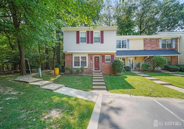 3rd image of 354 N Mcdowell Dr, East Brunswick, NJ 08816 | MLS# 2702937R