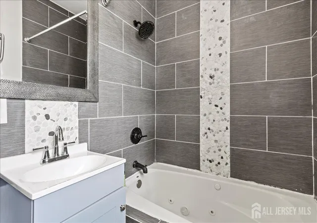 11th image of 199 Grove Ave, Woodbridge, NJ 07095 | MLS# 2701808R