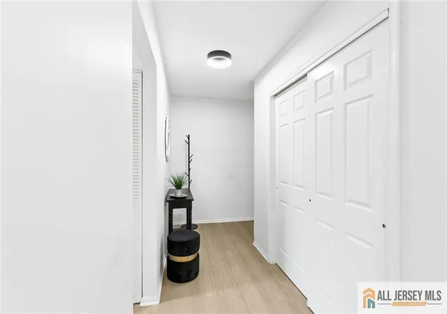 Homes for sale in Woodbridge Proper, NJ | 121 Beverly Hills Ter #B, Woodbridge Proper, NJ 07095 | MLS# 2662255M