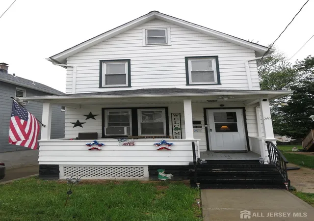 Homes for sale in South Amboy, NJ | 241 Walnut St, South Amboy, NJ 08879 | MLS# 2616305R
