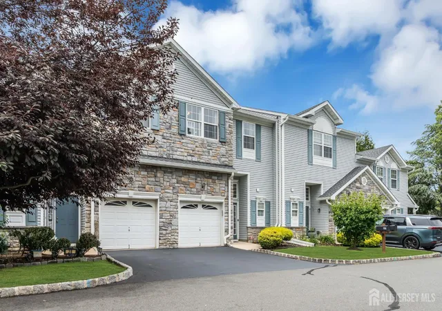 3rd image of 27 Hanna Ln, South Amboy, NJ 08879 | MLS# 2618342R