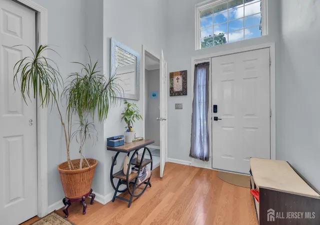 5th image of 27 Hanna Ln, South Amboy, NJ 08879 | MLS# 2618342R