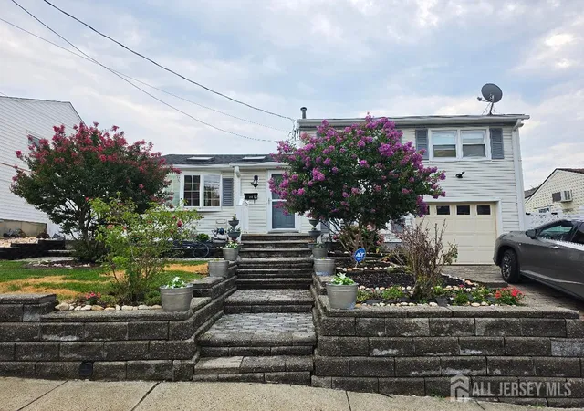 1st image of 9 Florence Dr, Parlin, NJ 08859 | MLS# 2700562R