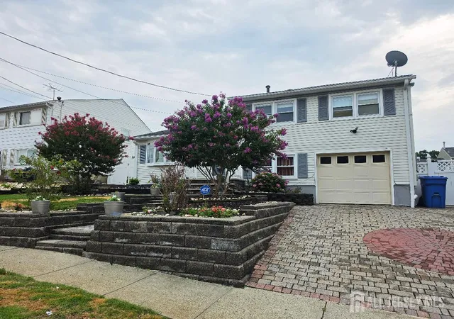 2nd image of 9 Florence Dr, Parlin, NJ 08859 | MLS# 2700562R