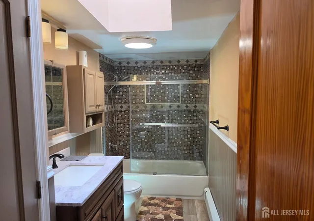 5th image of 9 Florence Dr, Parlin, NJ 08859 | MLS# 2700562R