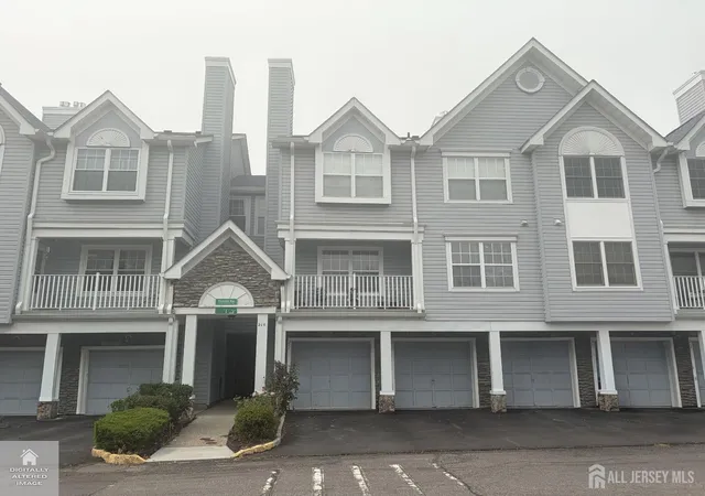 Townhouse for sale at 215 Prestwick Way, Edison, NJ 08820 | MLS# 2700405R