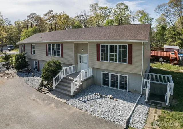 Homes for sale in Vineland, NJ | 4451 Bernard Rd, Vineland, NJ 08344 | MLS# 2614323R